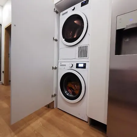 Apartament Sloneczny Na Placu Wejhera 아파트